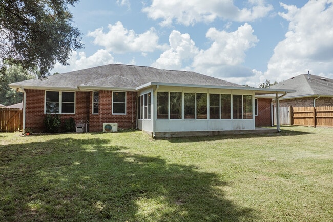 Building Photo - 2813 Atoka Trail