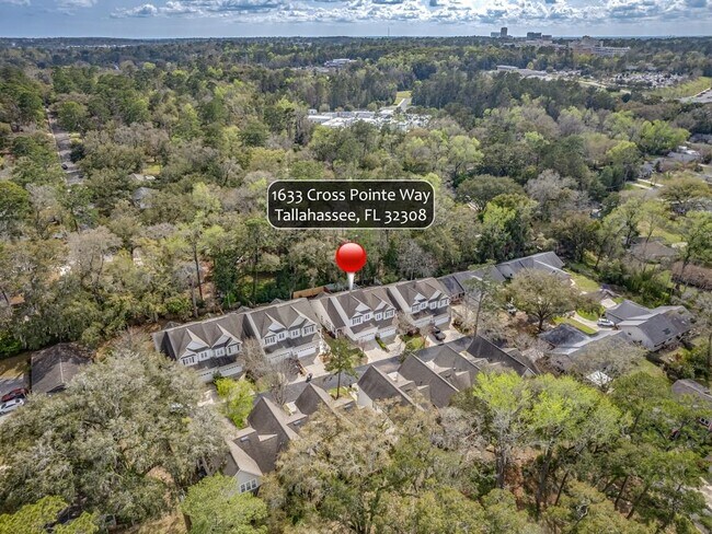 Building Photo - 1633 Cross Pointe Way