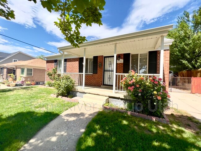 Building Photo - 2155 Westminster Ave