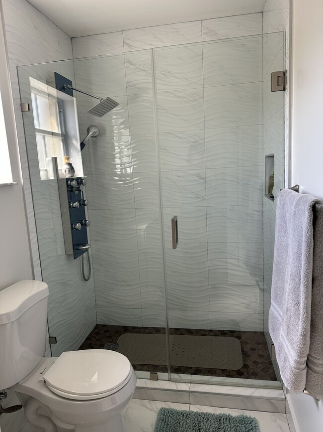 Building Photo - 15861 SW 70th Terrace