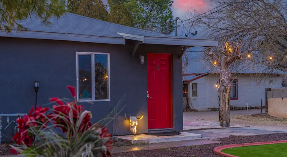 Building Photo - 496 W Mohave St
