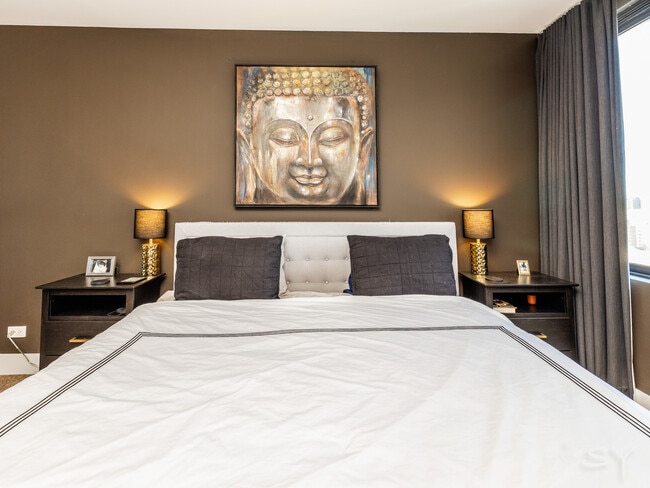 Building Photo - 2754 N Hampden Ct