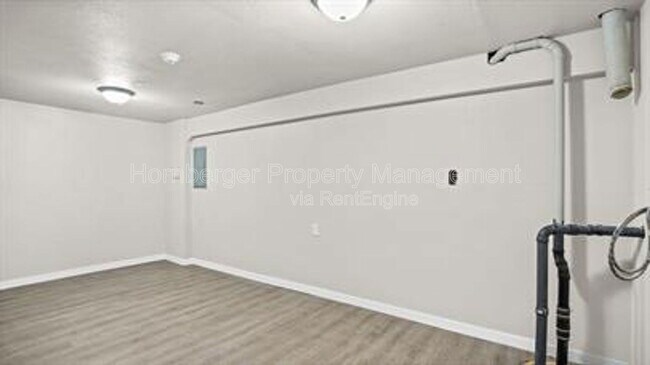 Building Photo - 10420 E Mission Ave