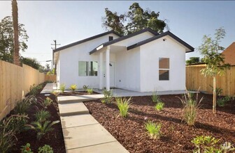 Building Photo - 310 Ohio Dr
