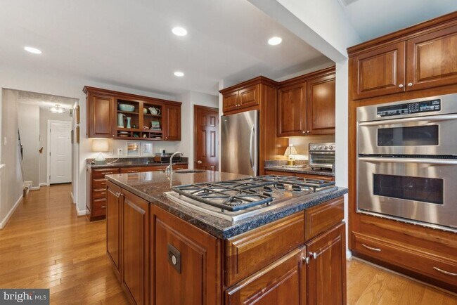 Building Photo - 5433 Braddock Ridge Dr