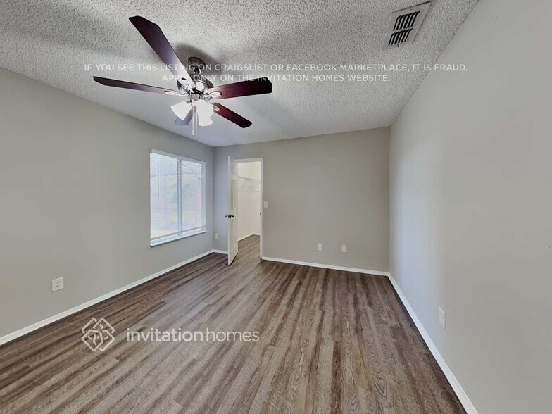 Building Photo - 6856 Moorhen Cir