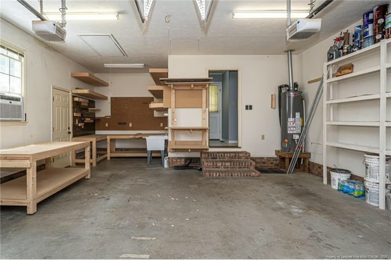 Building Photo - 3461 Gables Dr