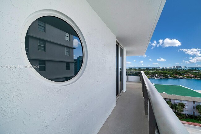 Building Photo - 5801 Collins Ave