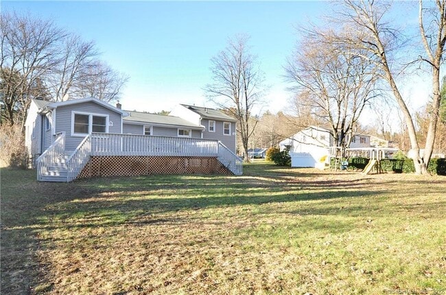 Building Photo - 44 Simsbury Manor Dr