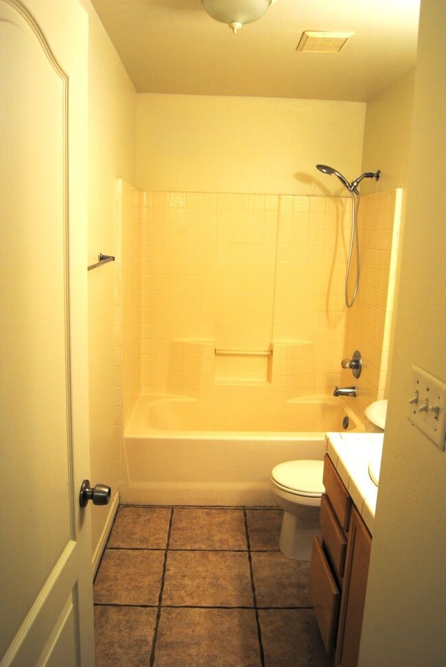 Building Photo - 328 Sherman Peak Dr