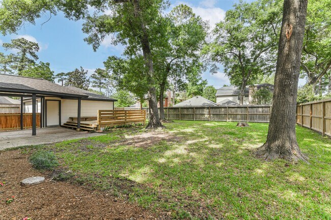 Building Photo - 12910 Ivyforest Dr