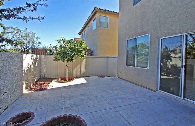 Building Photo - 5830 Willow Trace Ave