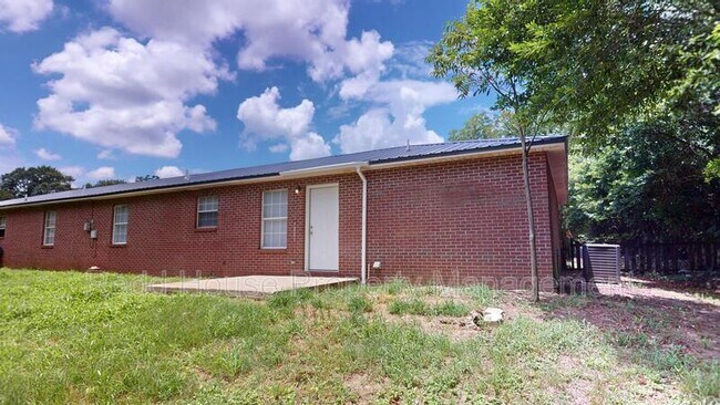 Building Photo - 213 Damascus Rd