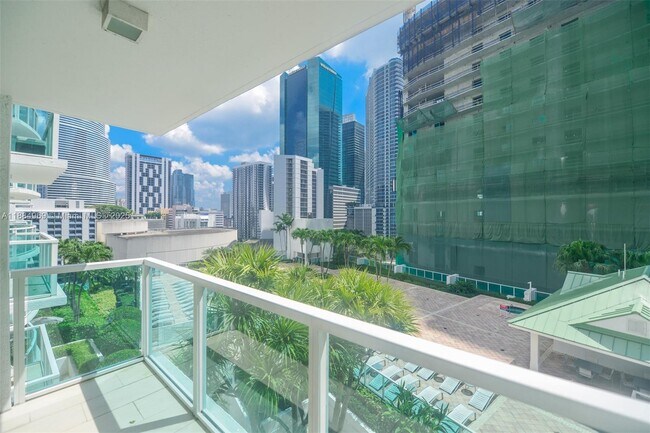 Building Photo - 31 SE 5th St