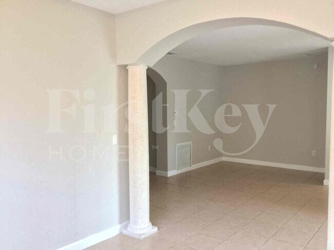 Building Photo - 10773 SW 245th St