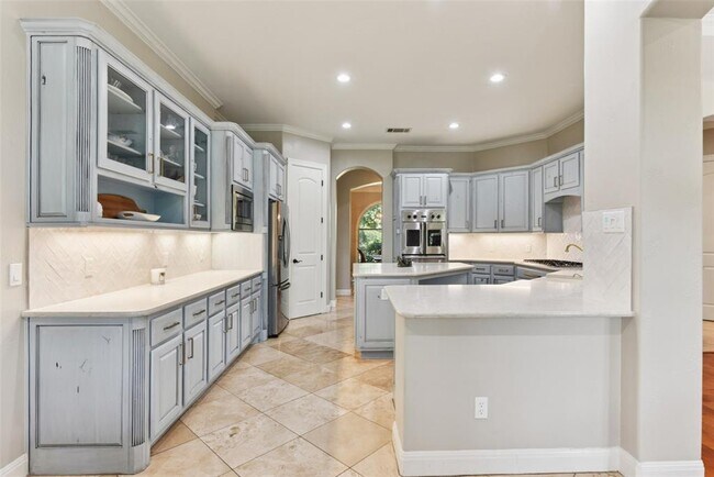 Building Photo - 122 Silverstone Dr