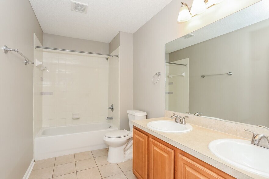 Building Photo - 741 Indigo Run Dr