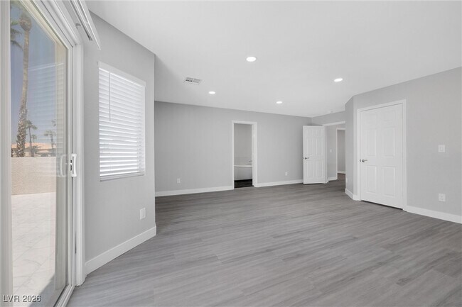 Building Photo - 265 Via Malorca St