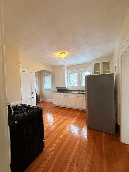 Building Photo - 93 Eldridge St