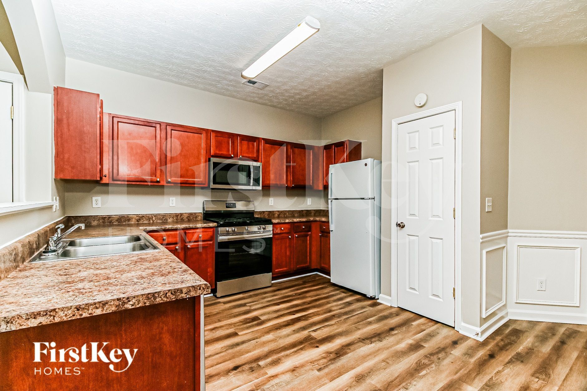 Building Photo - 6014 Centennial Run