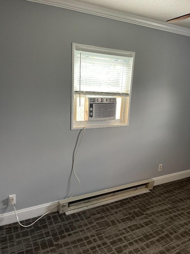 Front 1st Bedroom - 122 Chunn Ln