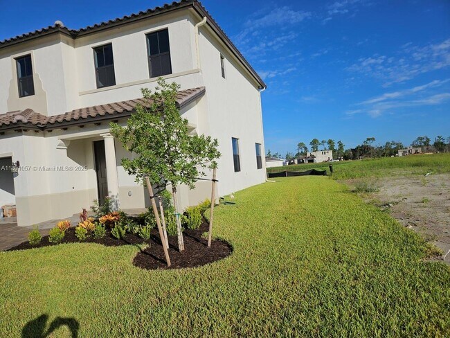 Primary Photo - 5633 Cerva Ln
