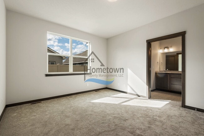 Building Photo - Brand New 4 Bed 2.5 Bath Home in Post Falls!!