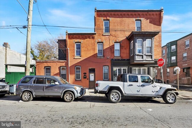 Building Photo - 1747 W Venango St