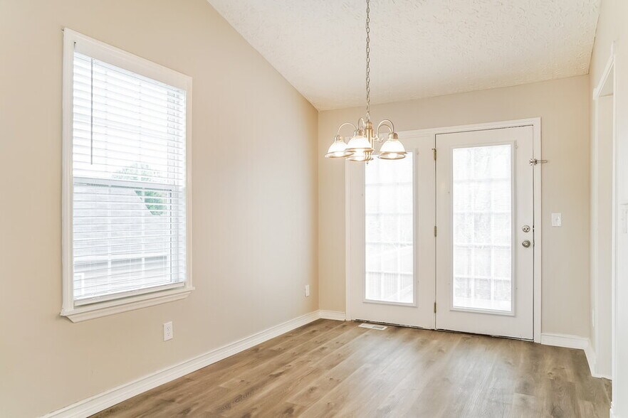 Building Photo - 5848 Brambleton Ave