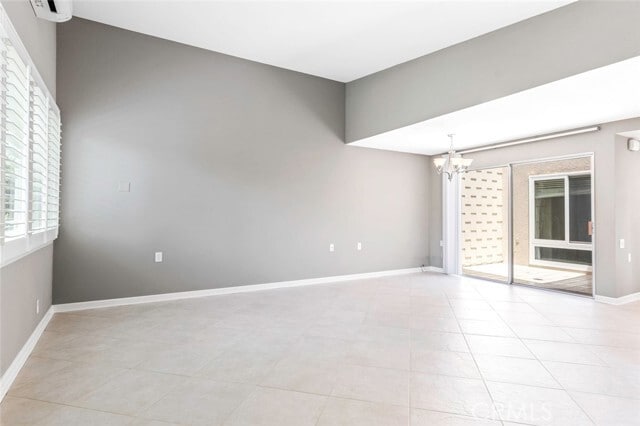 Building Photo - 703 Avenida Sevilla