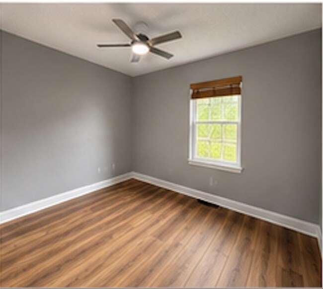 Building Photo - 246 Lynhaven Dr
