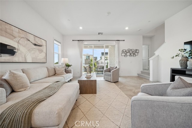 Building Photo - 185 Sentosa