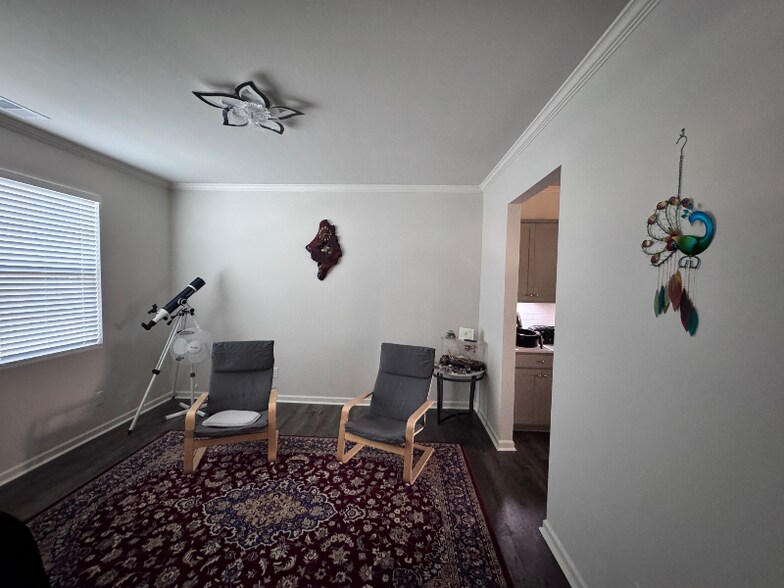 Building Photo - 1919 Aquinas Ct