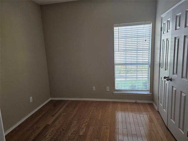 Building Photo - 8400 Hickory St