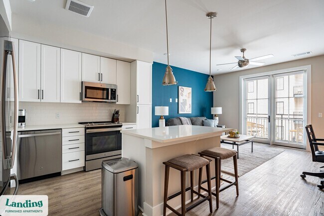 Primary Photo - 300 E Broad St