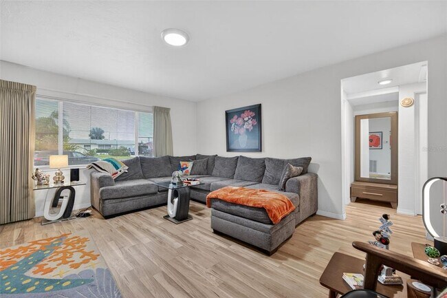 Building Photo - 4273 Elkcam Blvd SE