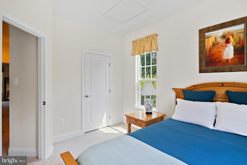 Building Photo - 7200 Dorchester Woods Ln