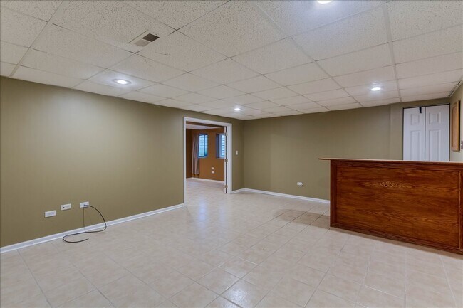 Building Photo - 309 E Theodore Ln
