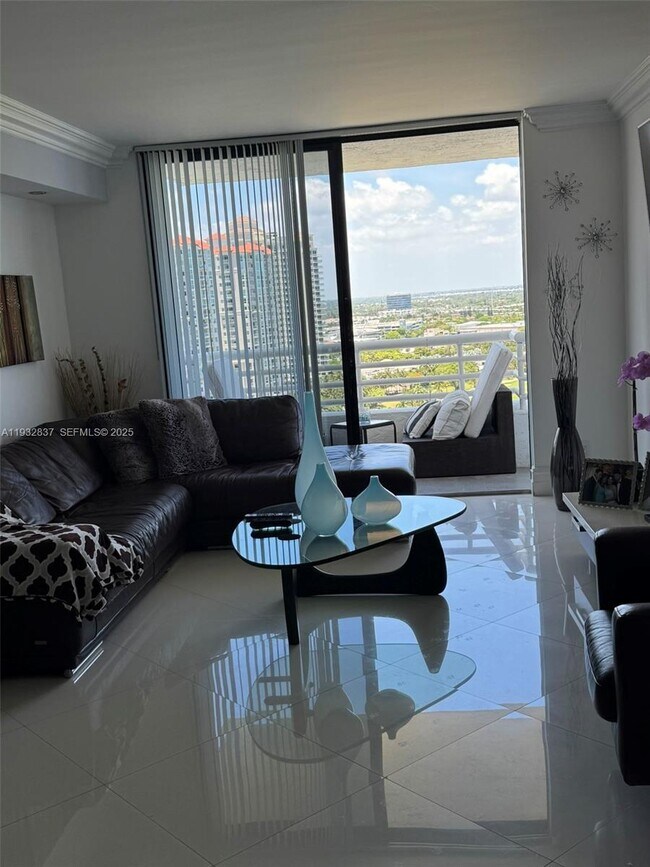 Building Photo - 3300 NE 192 St