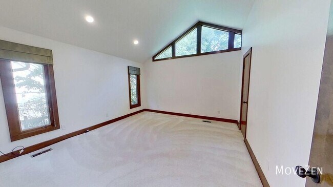 Building Photo - 6829 Greystone Dr