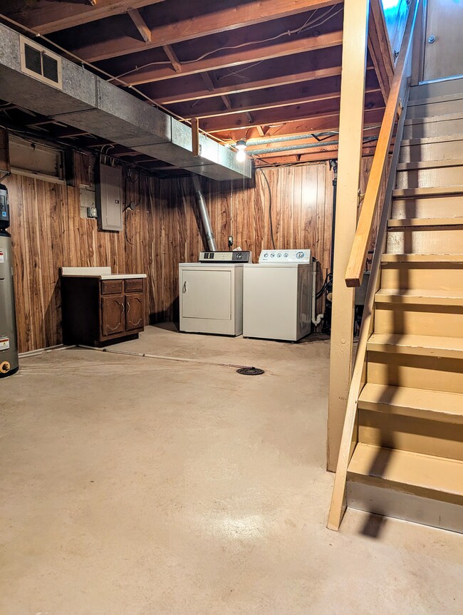 Clean basement includes washer/dryer hookups - bring your own set or use the ones already there! - 910 Maple St