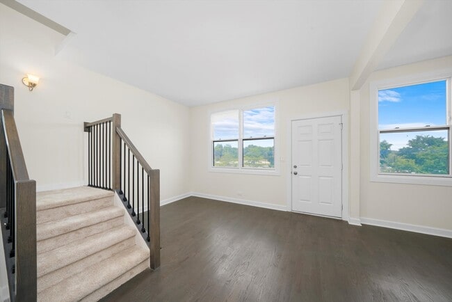 Building Photo - 9771 W 143rd St