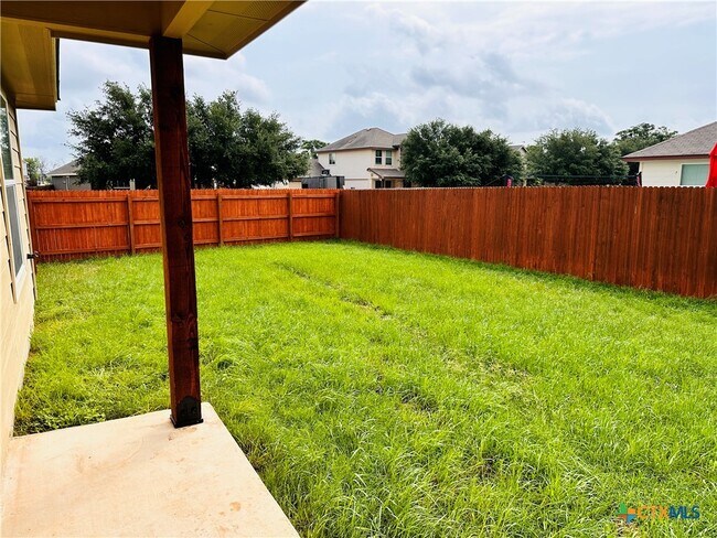 Building Photo - 532 Magnolia Wind