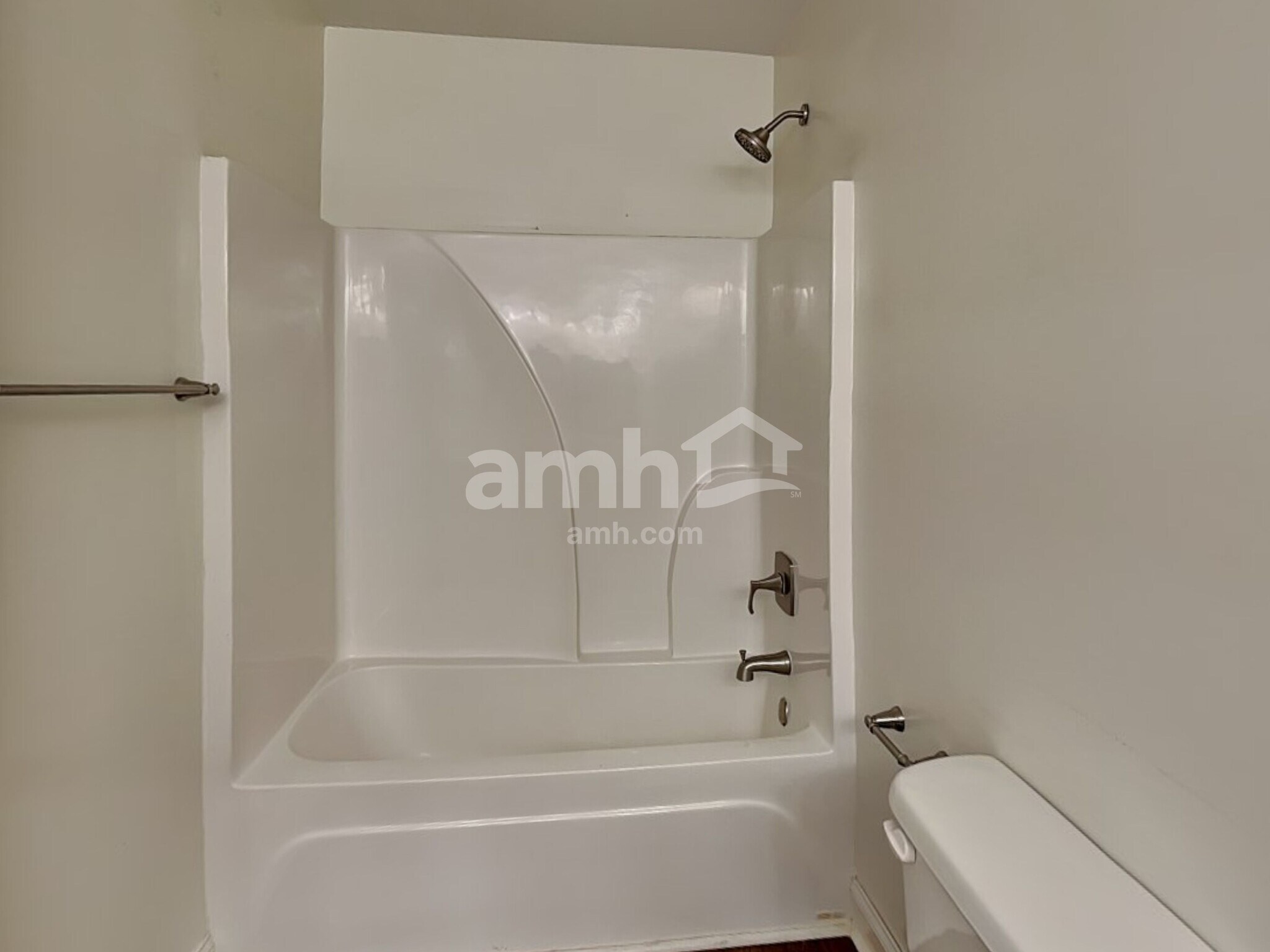 Building Photo - 460 Omnia Ridge Way