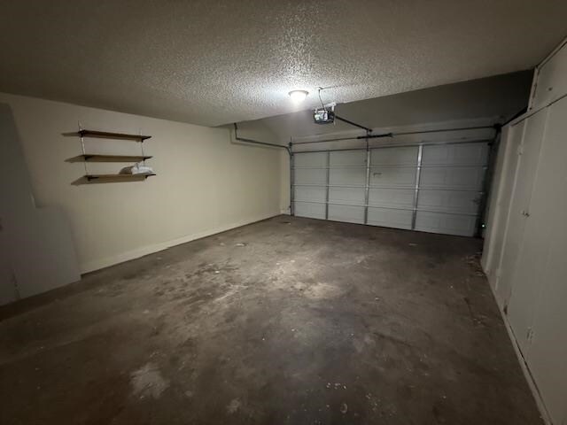 Building Photo - 10 Quadrangle Cir