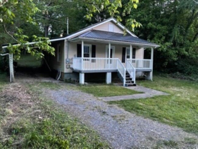 Building Photo - 1337 Ivory St