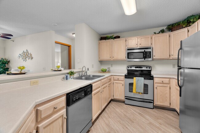 Building Photo - 55+ Scandia Shores