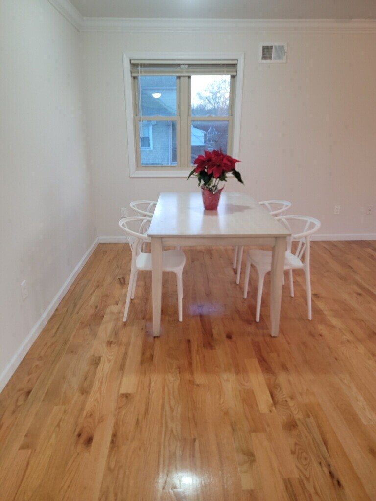 Building Photo - 65 Bard Ave