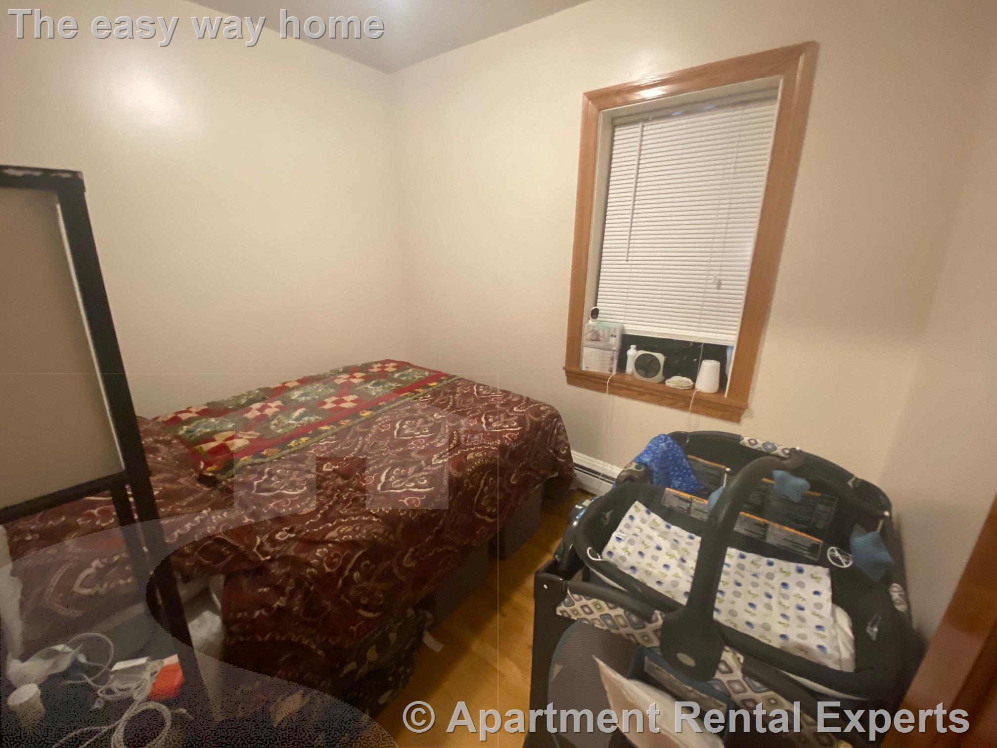 Building Photo - 105 Brookline St