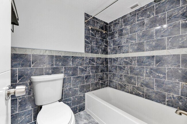 Building Photo - 6260 S Falls Cir Dr